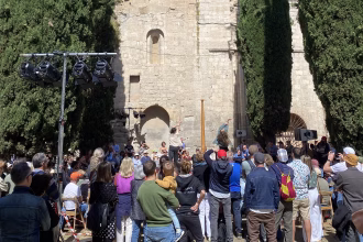 Unas 180 personas presenciaron el pase matutino de "Dialogue", en las Ruinas de la Colegiata. Foto: Social24Horas