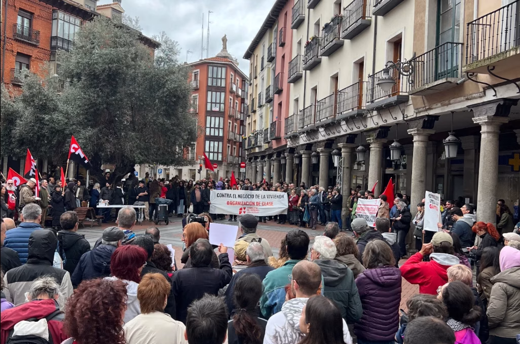 El pasado 5 de abril Valladolid se unió a la movilización nacional que reclamó acabar con el negocio de la vivienda. Foto: Sindicato de Vivienda de Valladolid