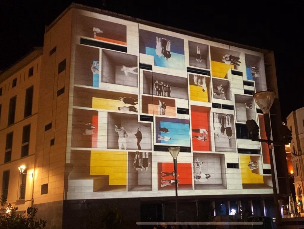 El videomapping participativo "Vecinos", creado por Lara de la Puente. Foto: Social24Horas