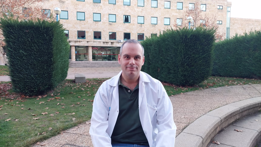 El doctor José Manuel Muñoz investiga la cooptación vascular en Salamanca