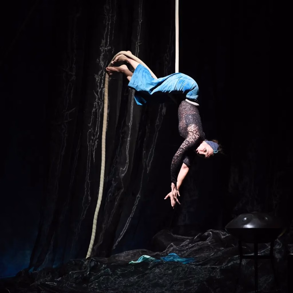 Rebe del Rebés-MAR, O DE CÓMO SOBREVIVIR A UN TSUNAMI