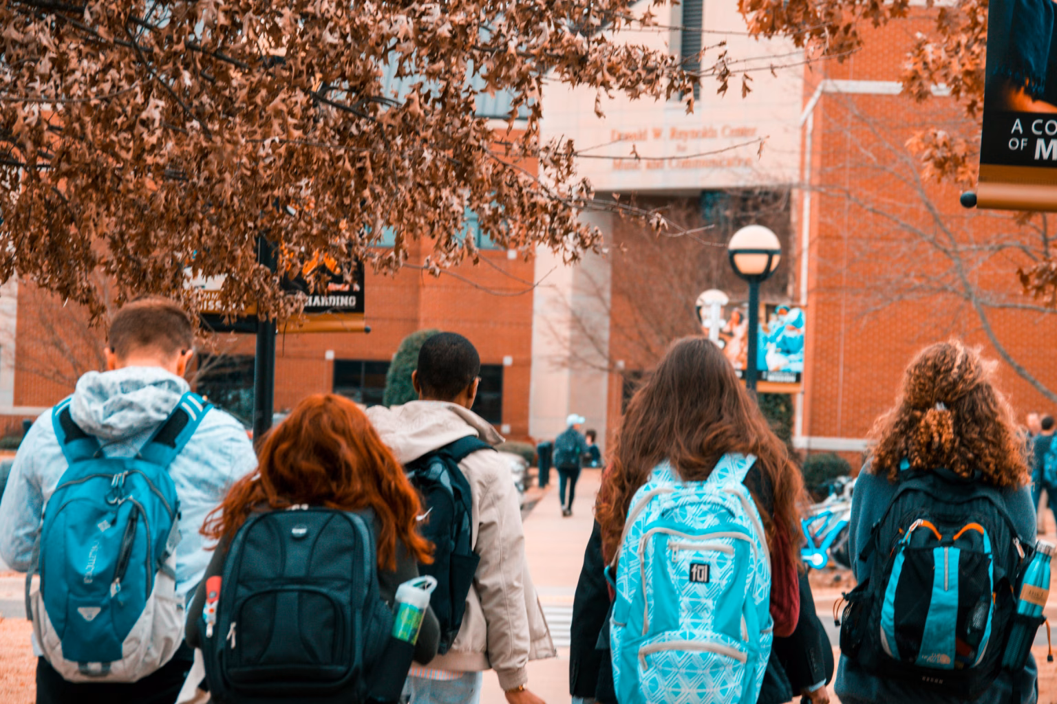 Becas. (Foto: Stanley Morales - Pexels)