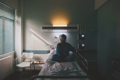 El Test de Sangre Oculta en Heces es una prueba indolora y no invasiva, que se puede realizar en casa. Foto: AECC