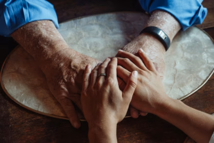 Ayuda (Foto: kindel media - Pexels)