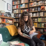 Marta Álvarez en el sofá de La Perecquiana, en los prolegómenos del encuentro de La Magistral. Foto: Social24Horas