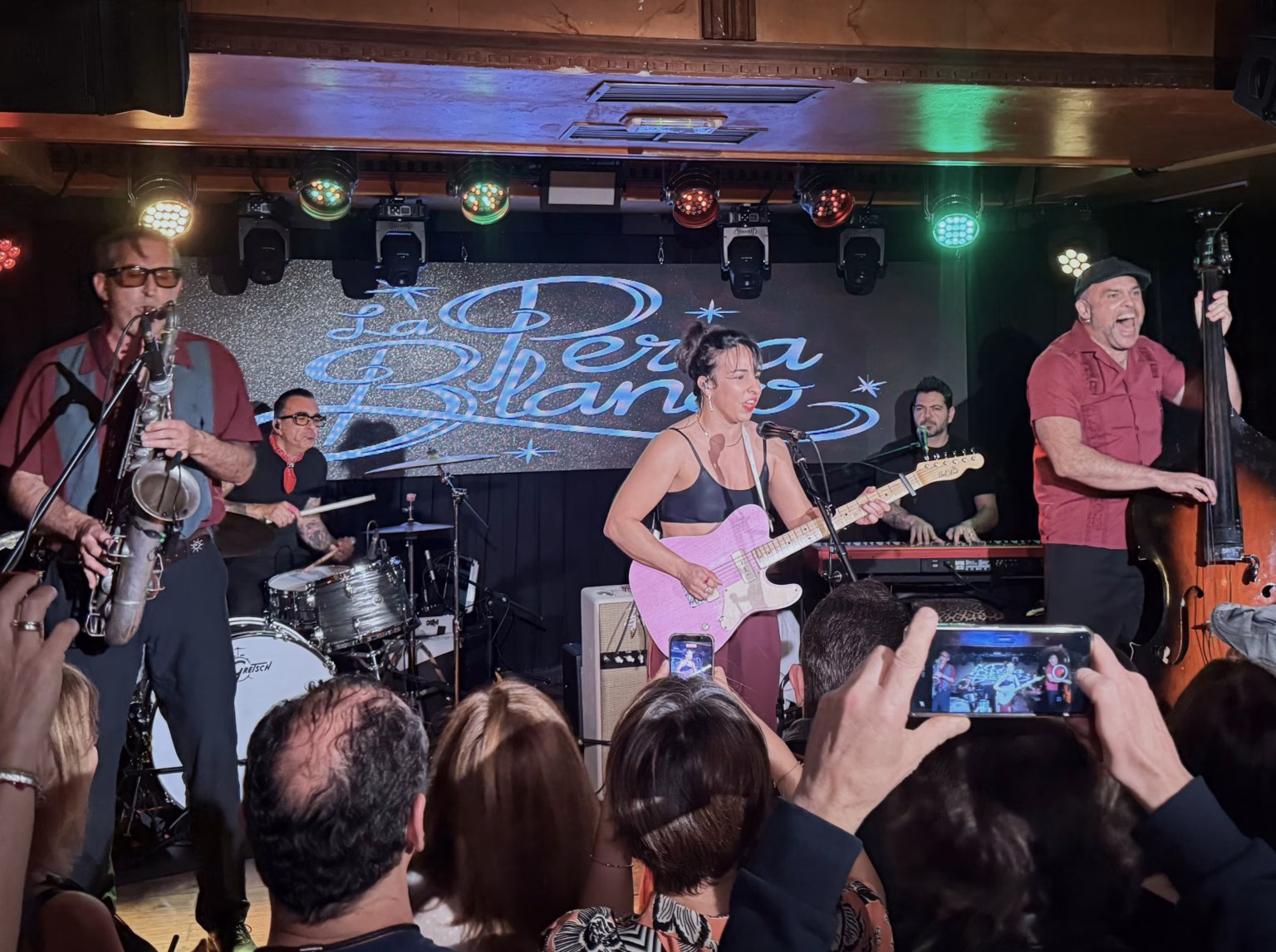 La Perra Blanco presentó en Porta Caeli su quinto disco. Ahora en formato quinteto. Foto: Social24Horas