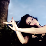 La artista granadina presenta su álbum "Sirio B". Foto: Neelam Khan @neelastica