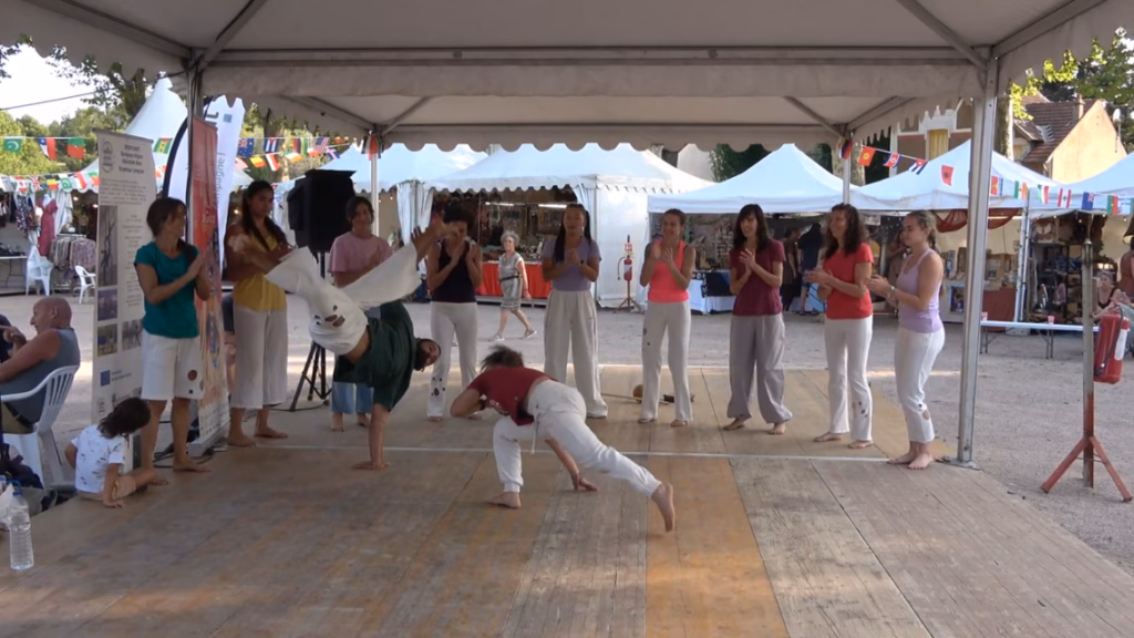 participación de la ULE en un festival internacional de culturas y danzas de Francia (3)