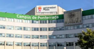 edificio_principal_del_campus_de_ponferrada