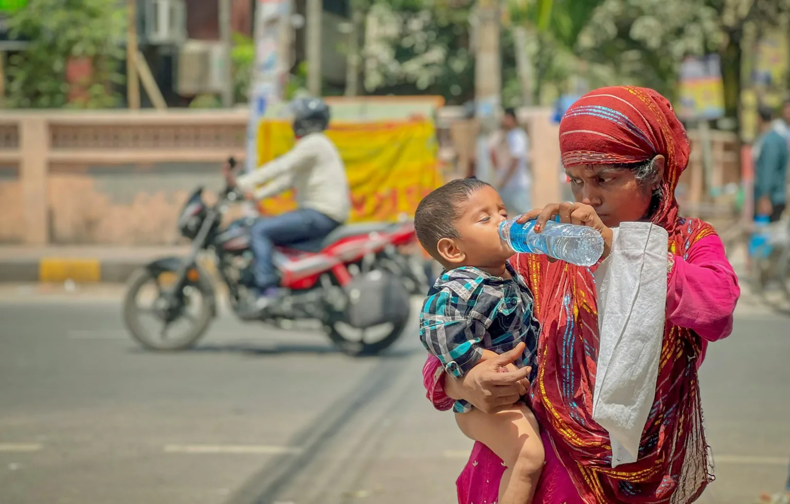 Ola de calor_pexels-nahmadofficial-22228939