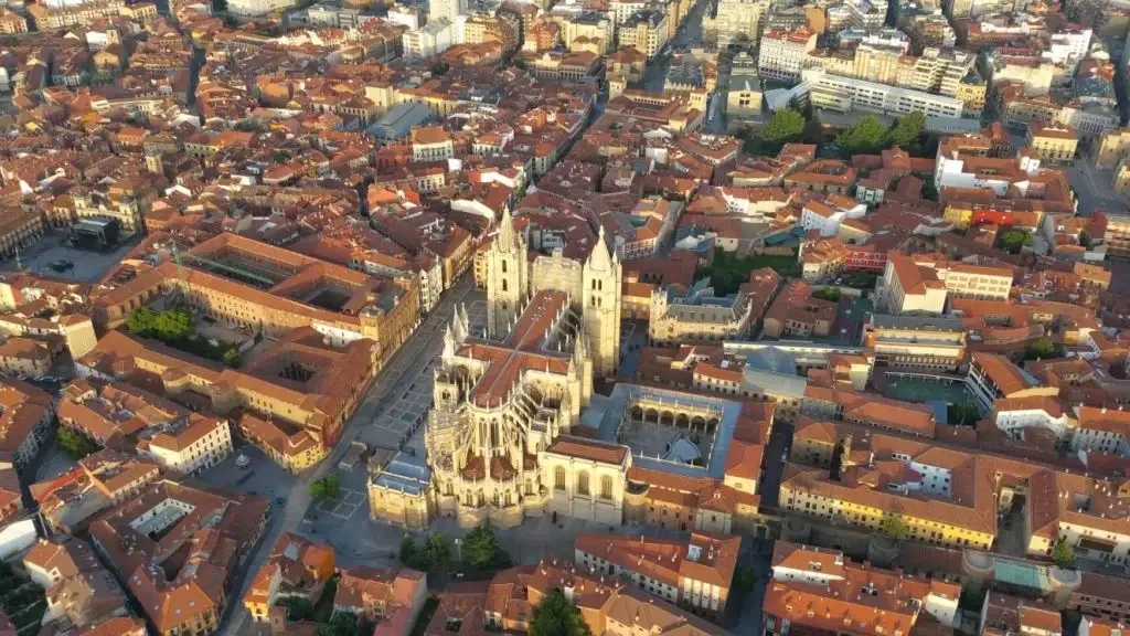 Turismo León2