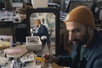 El artista vallisoletano Gonzalo de Miguel, fotografiado por Cristina R. Vecino (El Carrusel Taller de Fotografía)