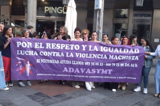 Imagen de una de las concentraciones convocada por ADAVAS Valladolid. Foto: ADAVAS
