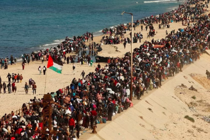 Palestinos regresando a su tierra en enero, durante el alto el fuego que tuvo lugar durante aquellas semanas, Foto: RS-Fotos Públicas