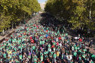 Entre todas las marchas que la AECC organiza por España, la de Valladolid es la más multitudinaria (más de 50.000 participantes). Foto: AECC Valladolid