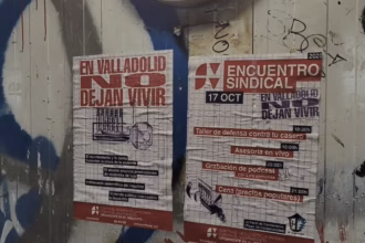 Pegada de carteles en Valladolid. Foto: Sindicato de Vivienda de Valladolid