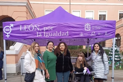 Puntos violeta-25
