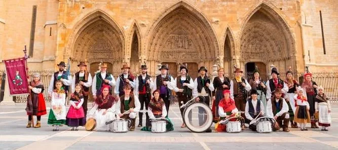 Banda de Gaitas Ciudá de Llión (@bgciudadellion) Facebook