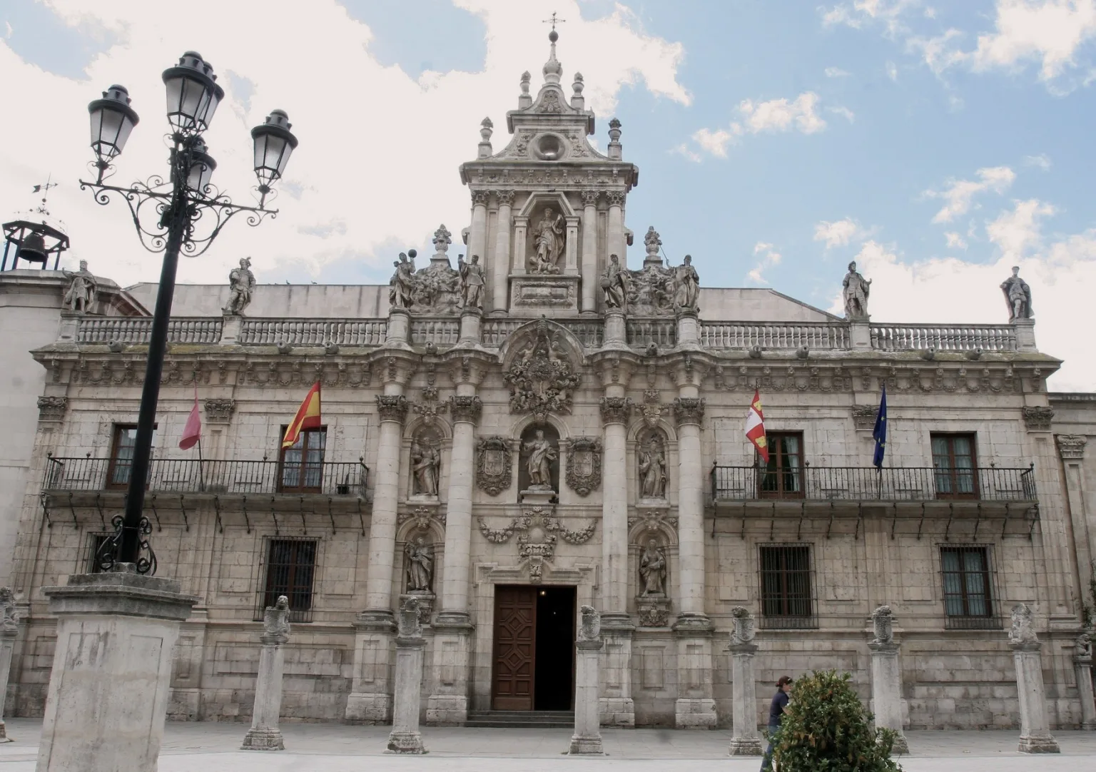 Fachada histórica de la Universidad de Valladolid. Foto: UVa