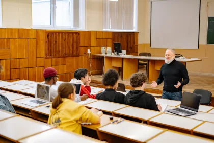 Estudiantes universitarios (Foto: Yan Krukau - Pexels)