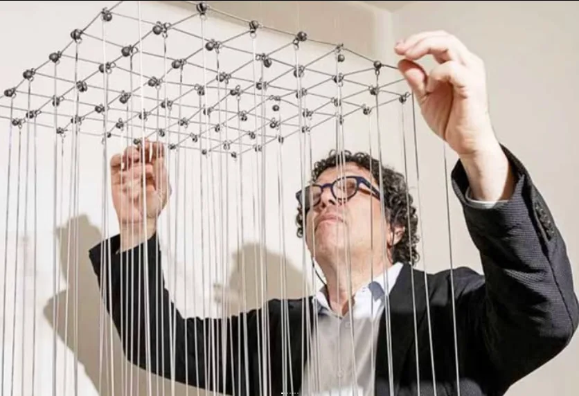 Elías Crespin. Pneuma - Entre los silencios del movimiento -